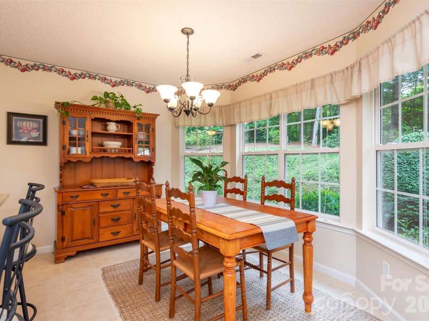 8 Shadowbrook Drive, Weaverville, NC 28787.  MLS# CAR4388489, YatesRealty ID 29322. 