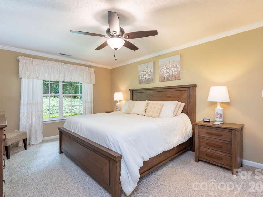 8 Shadowbrook Drive, Weaverville, NC 28787.  MLS# CAR4388489, YatesRealty ID 29322. 