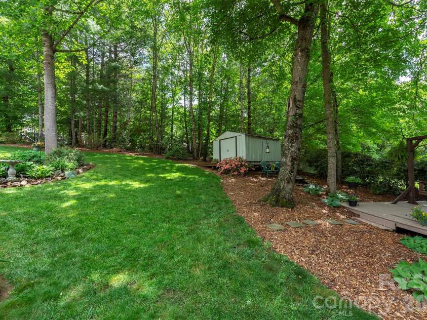 8 Shadowbrook Drive, Weaverville, NC 28787.  MLS# CAR4388489, YatesRealty ID 29322. 