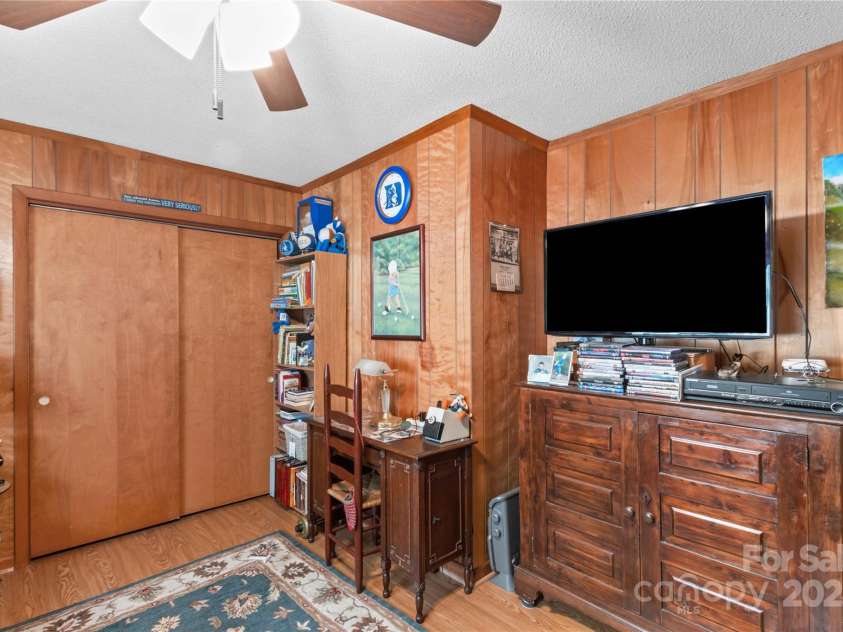270 Lewis ferry Road, Statesville, NC 28625.  MLS# CAR4283233, YatesRealty ID 29323. 