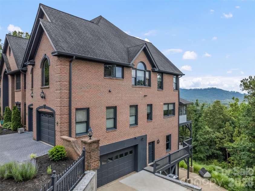9 Perrion Avenue, Weaverville, NC 28787.  MLS# CAR4389434, YatesRealty ID 29324. 