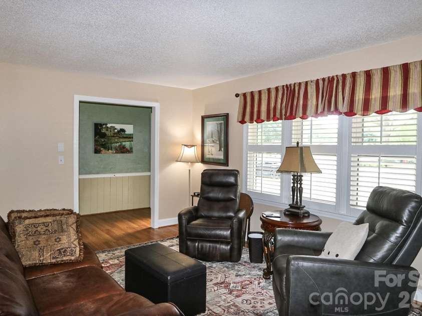 167 Speas Avenue, Boonville, NC 27011.  MLS# CAR4387495, YatesRealty ID 29326. 