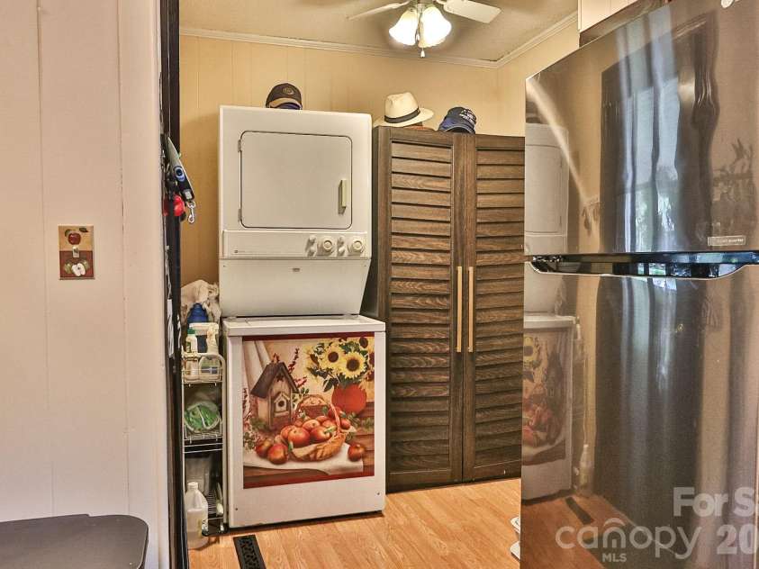 167 Speas Avenue, Boonville, NC 27011.  MLS# CAR4387495, YatesRealty ID 29326. 
