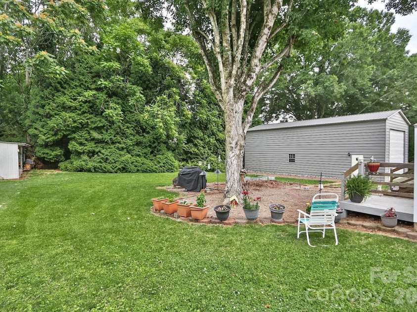 167 Speas Avenue, Boonville, NC 27011.  MLS# CAR4387495, YatesRealty ID 29326. 