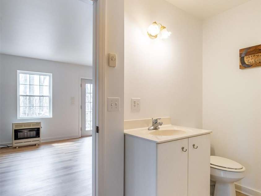 661 Old Chestnut Mountain Road, Newland, NC 28657.  MLS# CAR4250705, YatesRealty ID 29326. 