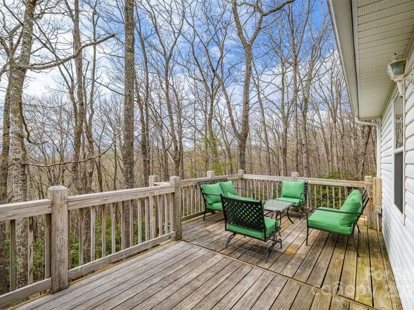 661 Old Chestnut Mountain Road, Newland, NC 28657.  MLS# CAR4250705, YatesRealty ID 29326. 