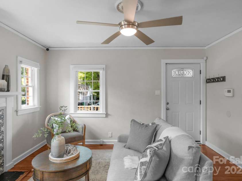 3224 Rogers Street, Charlotte, NC 28208.  MLS# CAR4277057, YatesRealty ID 29328. 