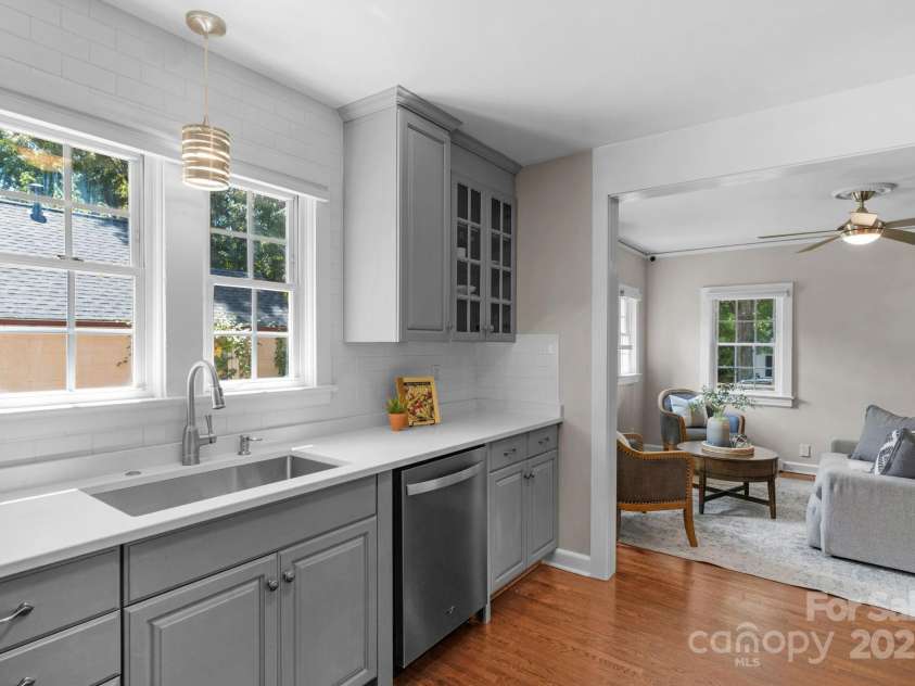 3224 Rogers Street, Charlotte, NC 28208.  MLS# CAR4277057, YatesRealty ID 29328. 