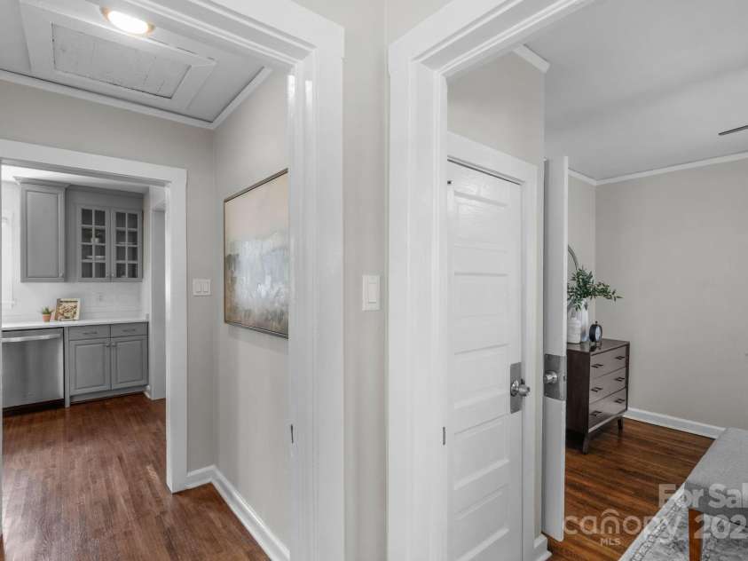 3224 Rogers Street, Charlotte, NC 28208.  MLS# CAR4277057, YatesRealty ID 29328. 
