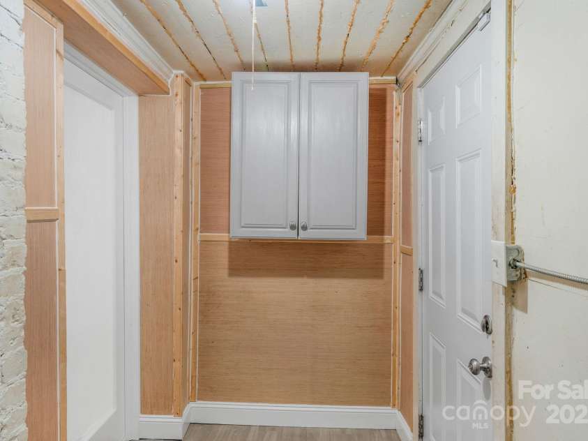 3224 Rogers Street, Charlotte, NC 28208.  MLS# CAR4277057, YatesRealty ID 29328. 