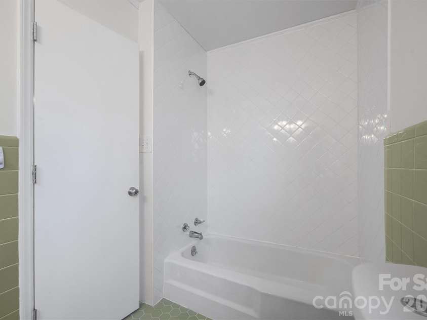 1616 Franandel Drive, Lancaster, SC 29720.  MLS# CAR4362038, YatesRealty ID 29329. 