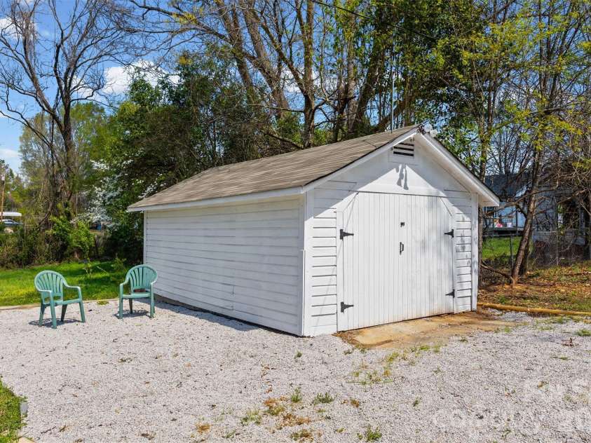 1616 Franandel Drive, Lancaster, SC 29720.  MLS# CAR4362038, YatesRealty ID 29329. 