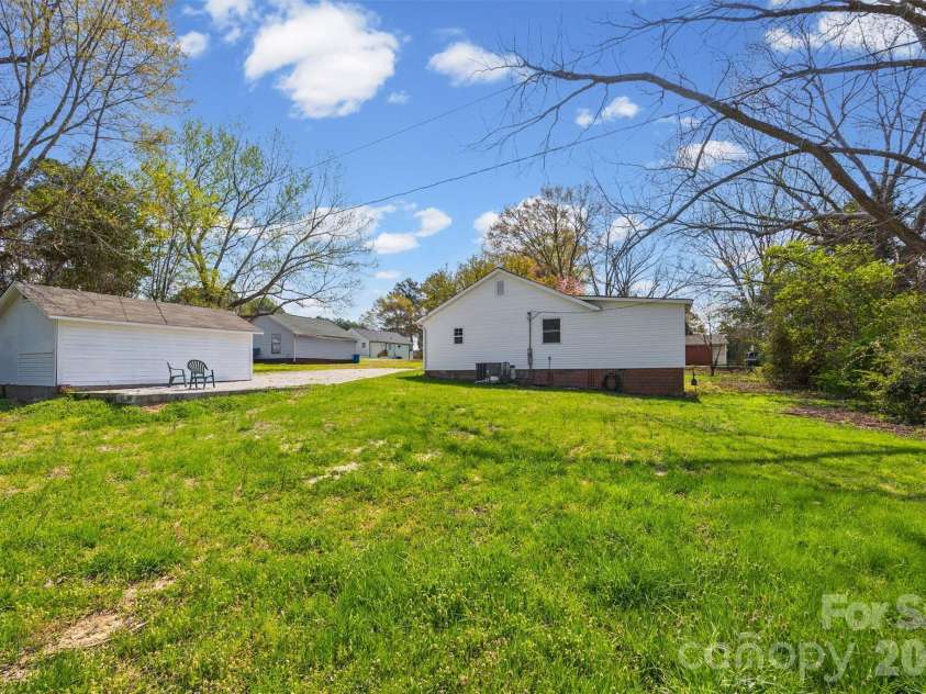 1616 Franandel Drive, Lancaster, SC 29720.  MLS# CAR4362038, YatesRealty ID 29329. 