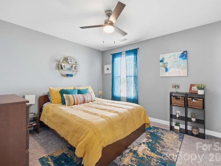 2010 Red Ash Drive, Charlotte, NC 28215.  MLS# CAR4363985, YatesRealty ID 29330. Second Bedroom
