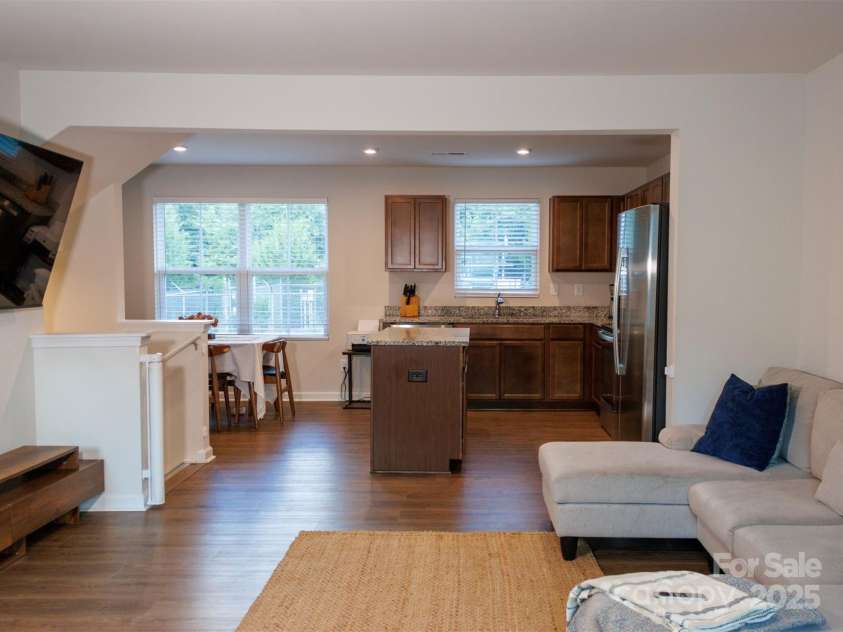 4008 Haldane Street, Charlotte, NC 28214.  MLS# CAR4285919, YatesRealty ID 29330. 