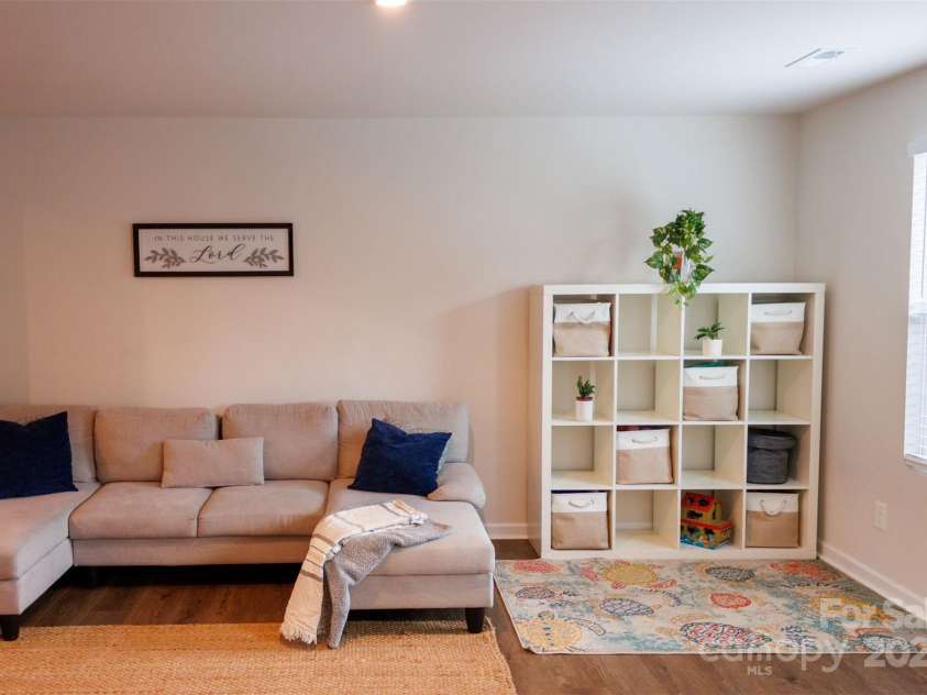 4008 Haldane Street, Charlotte, NC 28214.  MLS# CAR4285919, YatesRealty ID 29330. 