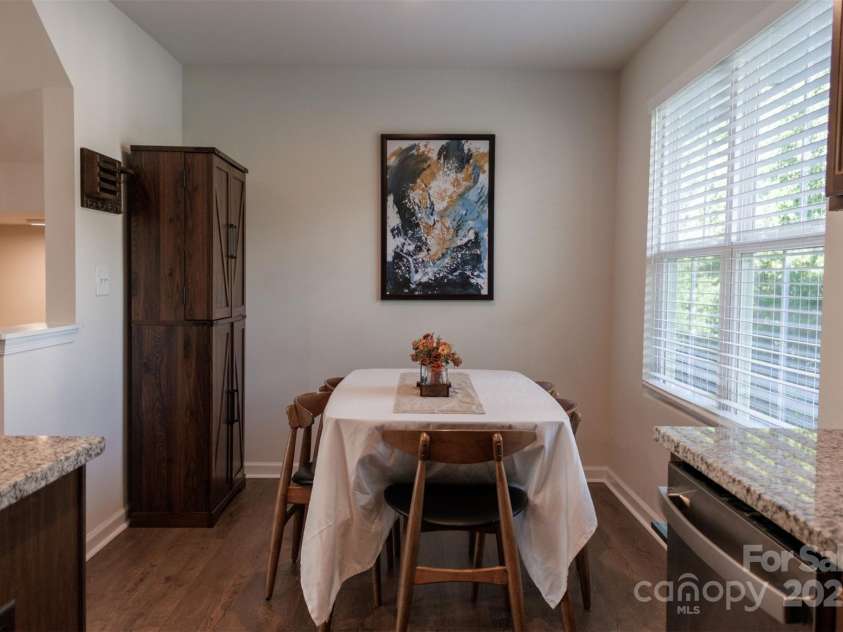 4008 Haldane Street, Charlotte, NC 28214.  MLS# CAR4285919, YatesRealty ID 29330. Dining Area