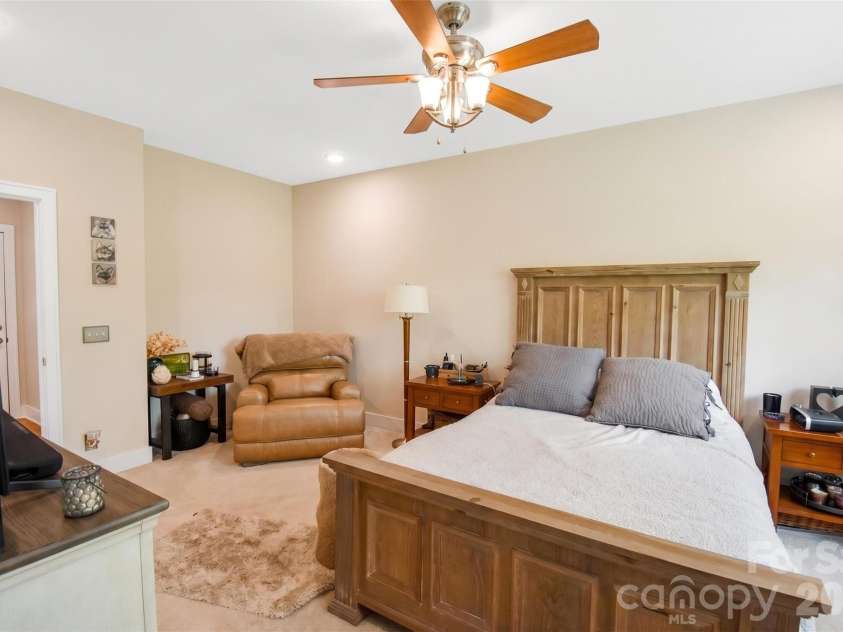 123 White Oak Road Extension, Arden, NC 28704.  MLS# CAR4375901, YatesRealty ID 29332. Primary