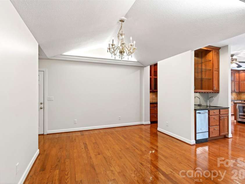104 Valley Vista Drive, Black Mountain, NC 28711.  MLS# CAR4388162, YatesRealty ID 29333. Dining room feauturing a dedicated wet bar.