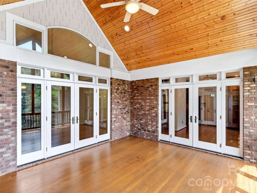 104 Valley Vista Drive, Black Mountain, NC 28711.  MLS# CAR4388162, YatesRealty ID 29333. Sunporch for year round enjoyment