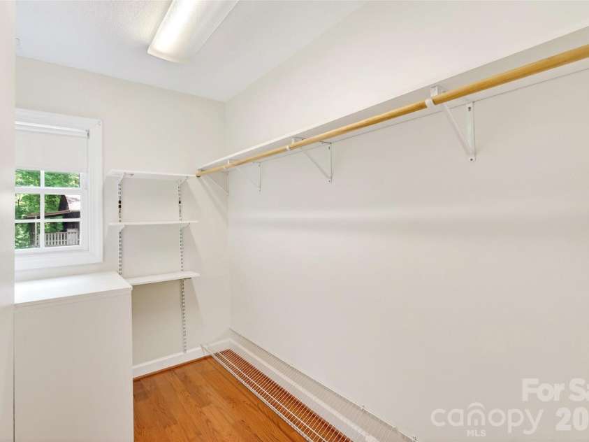 104 Valley Vista Drive, Black Mountain, NC 28711.  MLS# CAR4388162, YatesRealty ID 29333. Two walk in closets in primary room