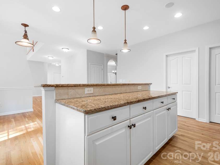 269 Montibello Drive, Mooresville, NC 28117.  MLS# CAR4392025, YatesRealty ID 29334. 