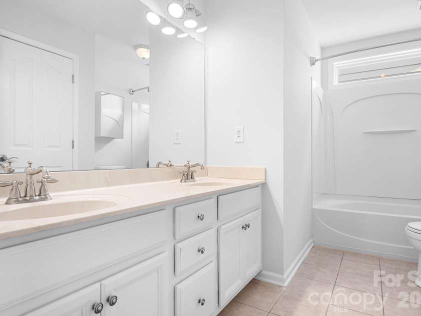 269 Montibello Drive, Mooresville, NC 28117.  MLS# CAR4392025, YatesRealty ID 29334. 