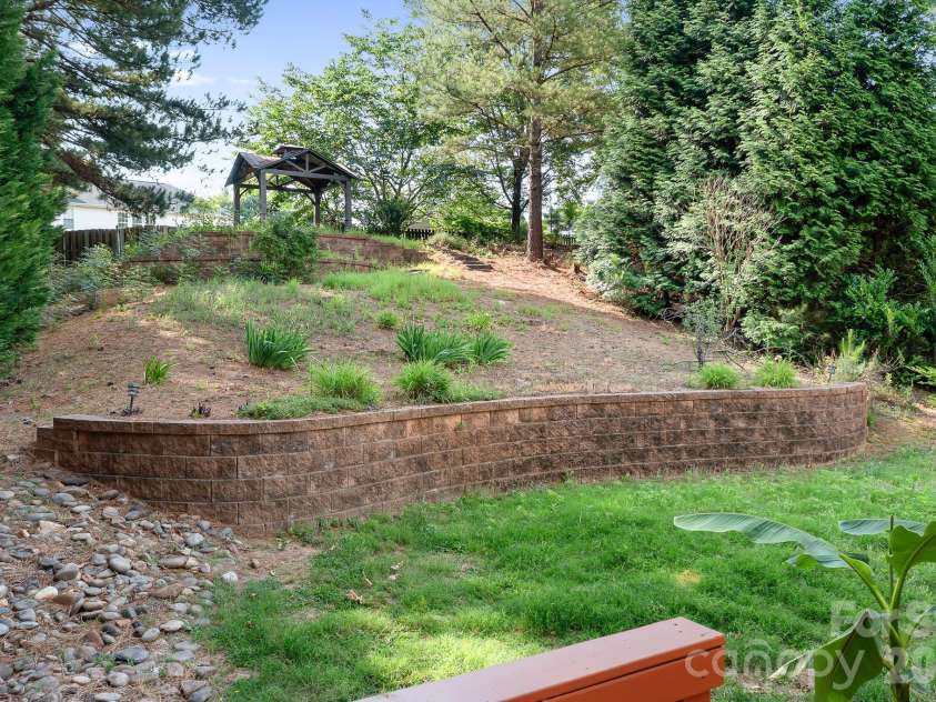 269 Montibello Drive, Mooresville, NC 28117.  MLS# CAR4392025, YatesRealty ID 29334. 