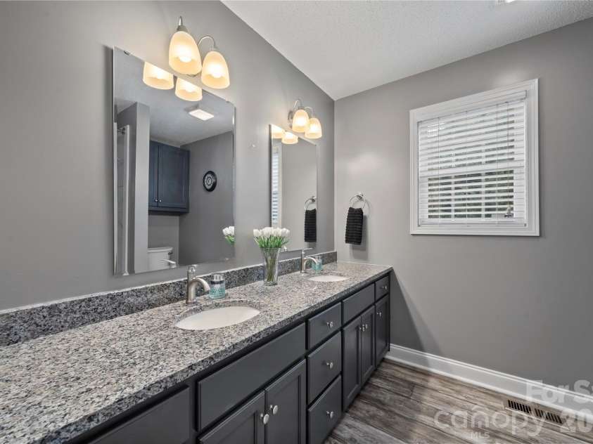3933 Rocky Brook Place, Lenoir, NC 28645.  MLS# CAR4380583, YatesRealty ID 29335. 