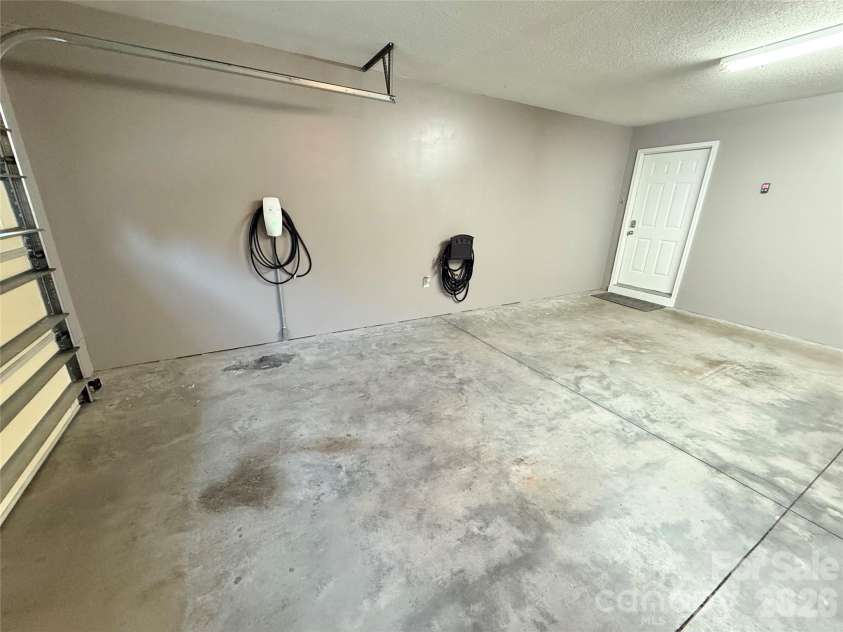 3933 Rocky Brook Place, Lenoir, NC 28645.  MLS# CAR4380583, YatesRealty ID 29335. 