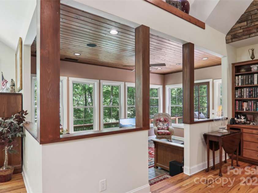 398 Falling Leaves Lane, Hendersonville, NC 28792.  MLS# CAR4267350, YatesRealty ID 29335. Step-down sunroom size: 12x19