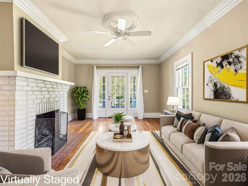 1214 Oakland Street, Hendersonville, NC 28792.  MLS# CAR4389440, YatesRealty ID 29336. Virtually Staged