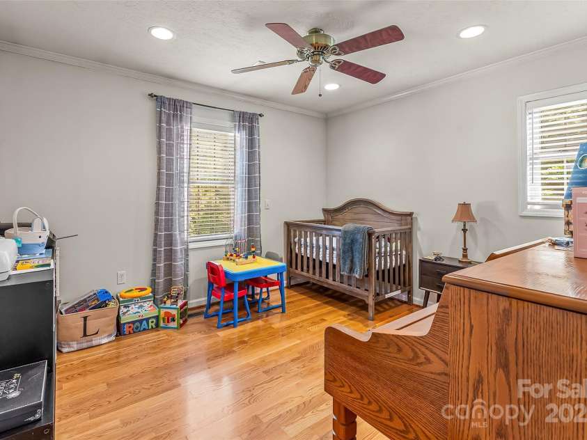 142 Windsor Drive, Taylorsville, NC 28681.  MLS# CAR4283783, YatesRealty ID 29339. Bedroom 3