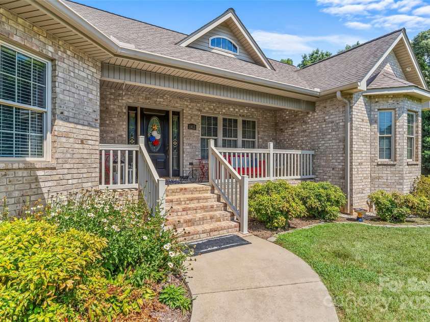 142 Windsor Drive, Taylorsville, NC 28681.  MLS# CAR4283783, YatesRealty ID 29339. Front Walk