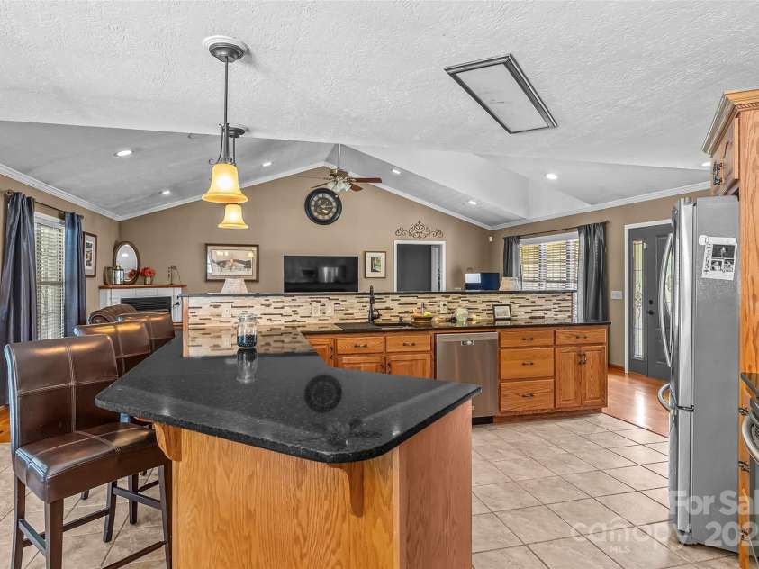 142 Windsor Drive, Taylorsville, NC 28681.  MLS# CAR4283783, YatesRealty ID 29339. Kitchen