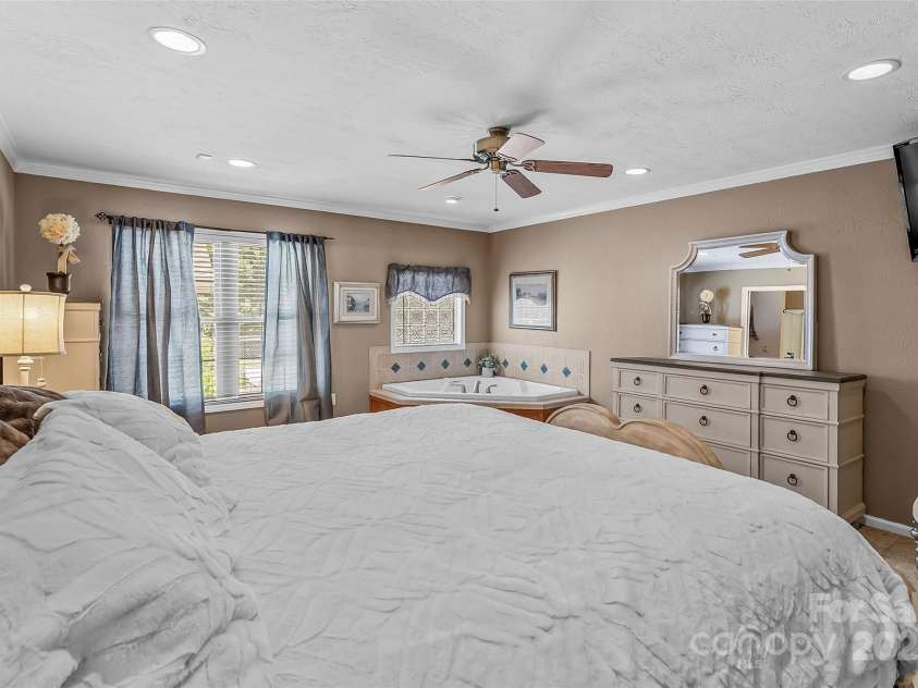142 Windsor Drive, Taylorsville, NC 28681.  MLS# CAR4283783, YatesRealty ID 29339. Primary Bedroom