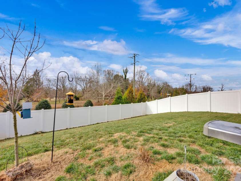 143 Cup Chase Drive, Mooresville, NC 28115.  MLS# CAR4209359, YatesRealty ID 2934. 