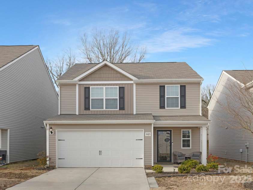 9025 Creedmore Hills Drive, Charlotte, NC 28214.  MLS# CAR4289266, YatesRealty ID 2934. Welcome to 9025 Creedmore Hills Dr