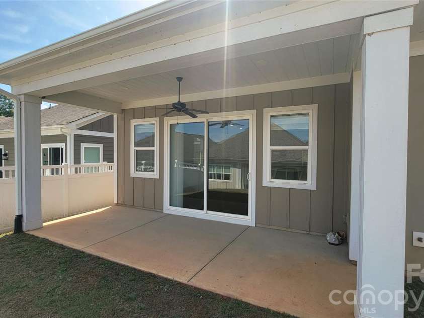 4550 Stellata Loop, Sherrills Ford, NC 28673.  MLS# CAR4391603, YatesRealty ID 29341. 