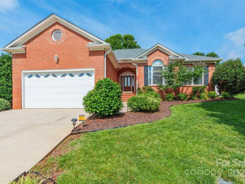 2079 Audubon Drive, Rock Hill, SC 29732.  MLS# CAR4269230, YatesRealty ID 29342. 