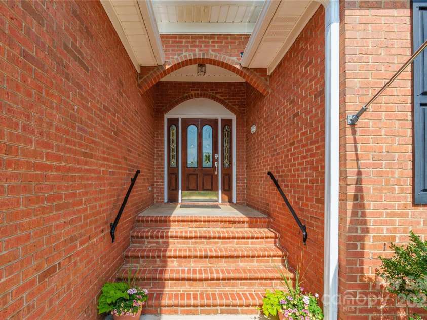 2079 Audubon Drive, Rock Hill, SC 29732.  MLS# CAR4269230, YatesRealty ID 29342. 