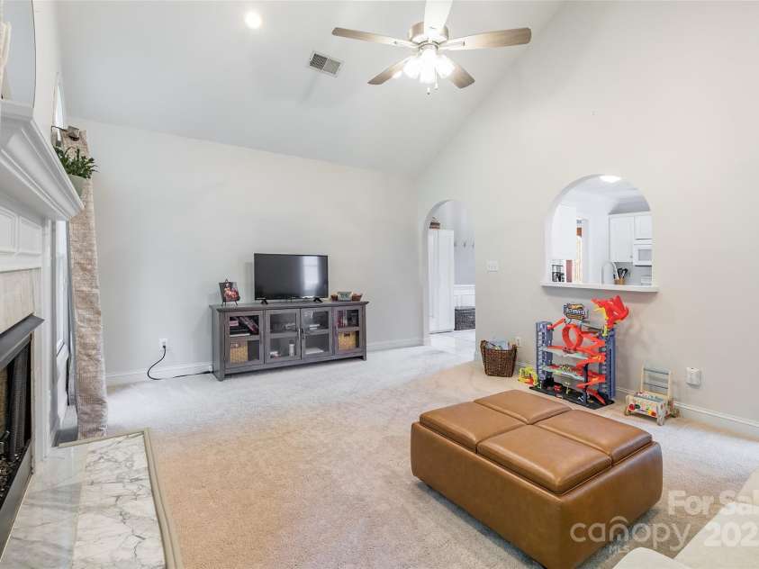 2079 Audubon Drive, Rock Hill, SC 29732.  MLS# CAR4269230, YatesRealty ID 29342. 