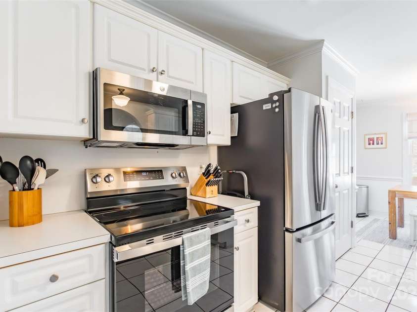 2079 Audubon Drive, Rock Hill, SC 29732.  MLS# CAR4269230, YatesRealty ID 29342. 