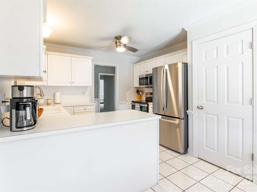 2079 Audubon Drive, Rock Hill, SC 29732.  MLS# CAR4269230, YatesRealty ID 29342. 