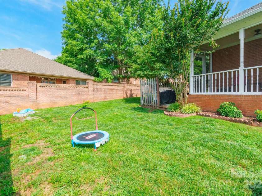 2079 Audubon Drive, Rock Hill, SC 29732.  MLS# CAR4269230, YatesRealty ID 29342. 