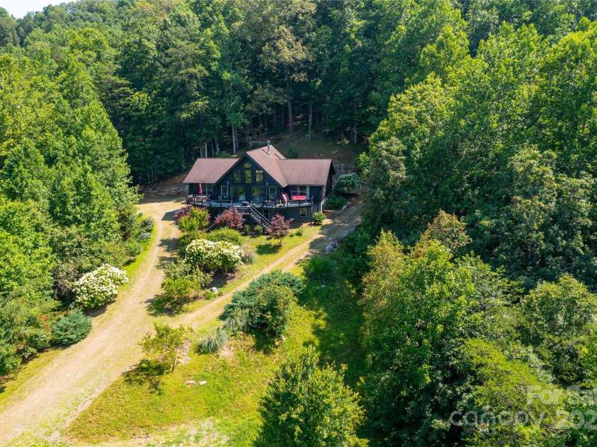 81 Garnet Drive, Leicester, NC 28748.  MLS# CAR4281665, YatesRealty ID 29343. 