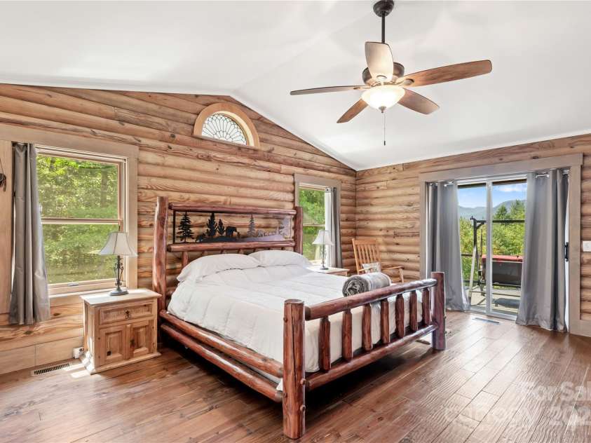 81 Garnet Drive, Leicester, NC 28748.  MLS# CAR4281665, YatesRealty ID 29343. 