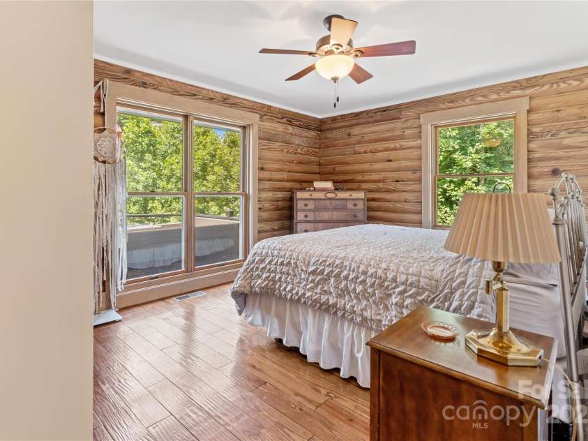 81 Garnet Drive, Leicester, NC 28748.  MLS# CAR4281665, YatesRealty ID 29343. 