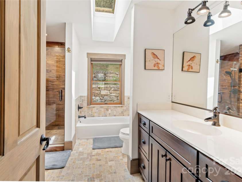 81 Garnet Drive, Leicester, NC 28748.  MLS# CAR4281665, YatesRealty ID 29343. 