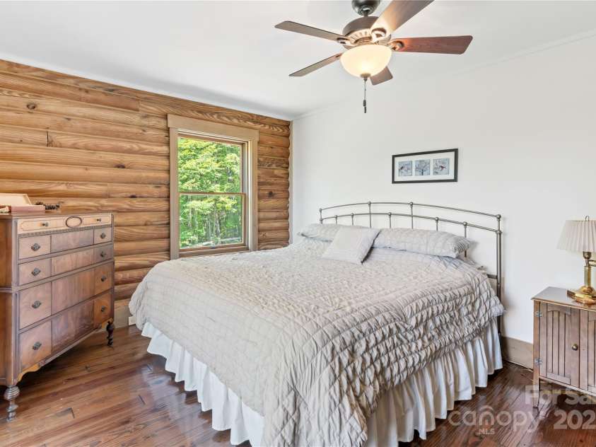 81 Garnet Drive, Leicester, NC 28748.  MLS# CAR4281665, YatesRealty ID 29343. Guest Bd rm